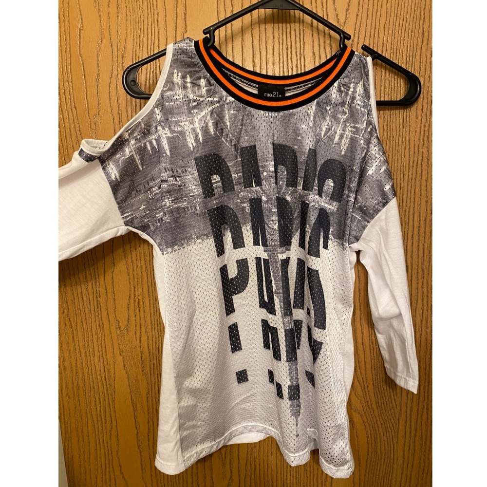Women’s Rue21 Shirt